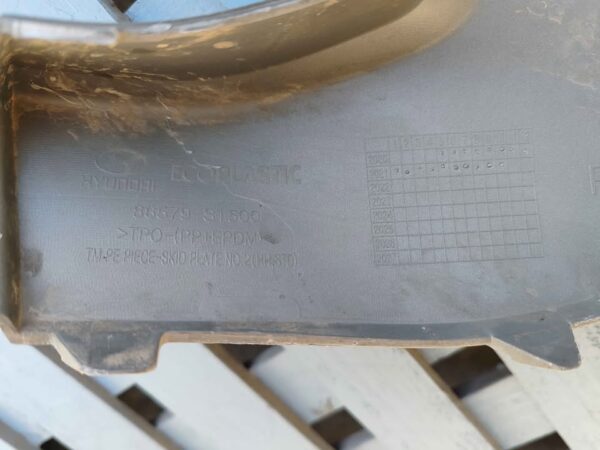 Moldura de parachoque delantero derecho Hyundai Santa Fe 2021 - 2023 - Imagen 6