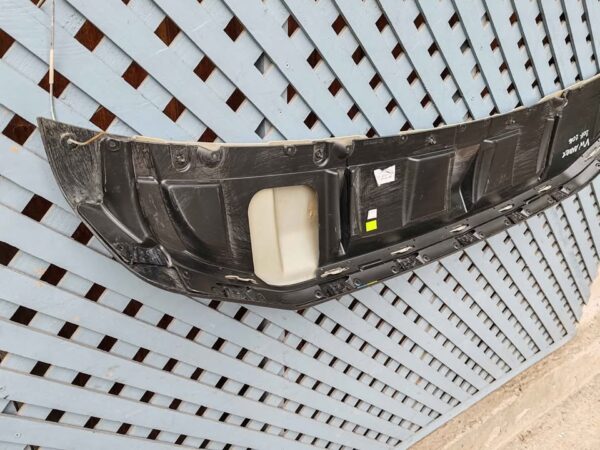 Moldura inferior de parachoque Volkswagen Amarok 2011 - 2016 - Imagen 6