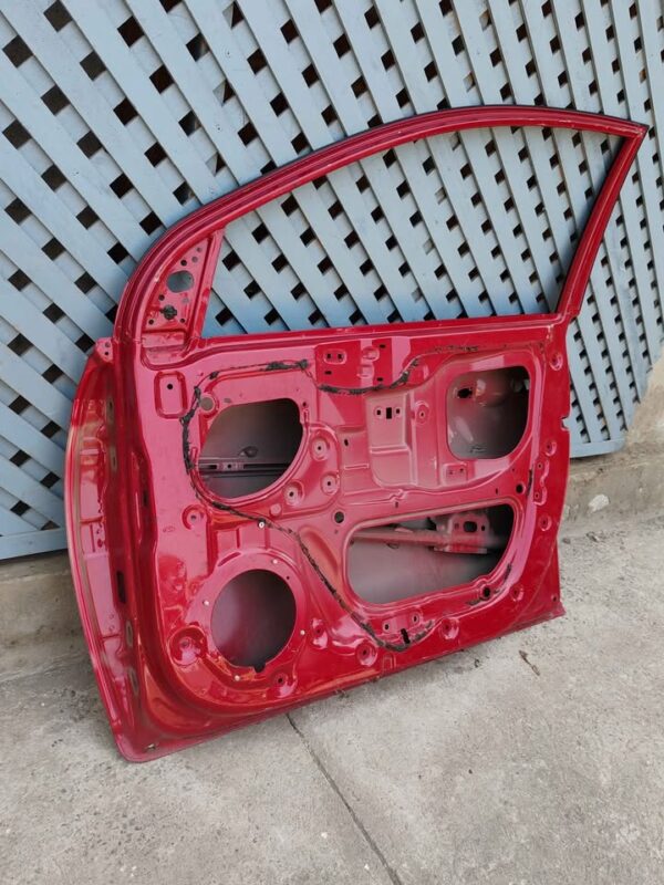 Puerta delantera derecha Hyundai Accent 2021 - 2023 - Imagen 6