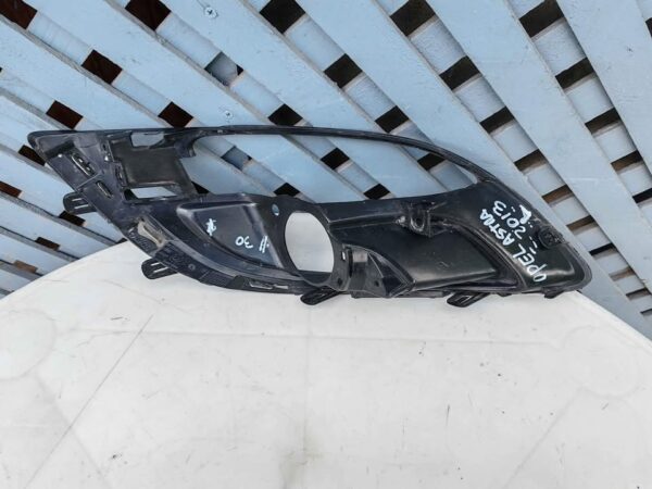 Tapa de neblinero izquierdo Opel Astra 2013 - Imagen 4