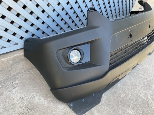 Parachoque delantero Mahindra Pick Up 2018 - 2024 - Imagen 3
