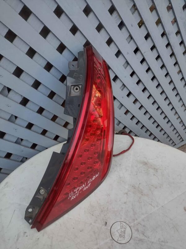 Foco trasero derecho Nissan Murano 2004 - 2009 - Imagen 2