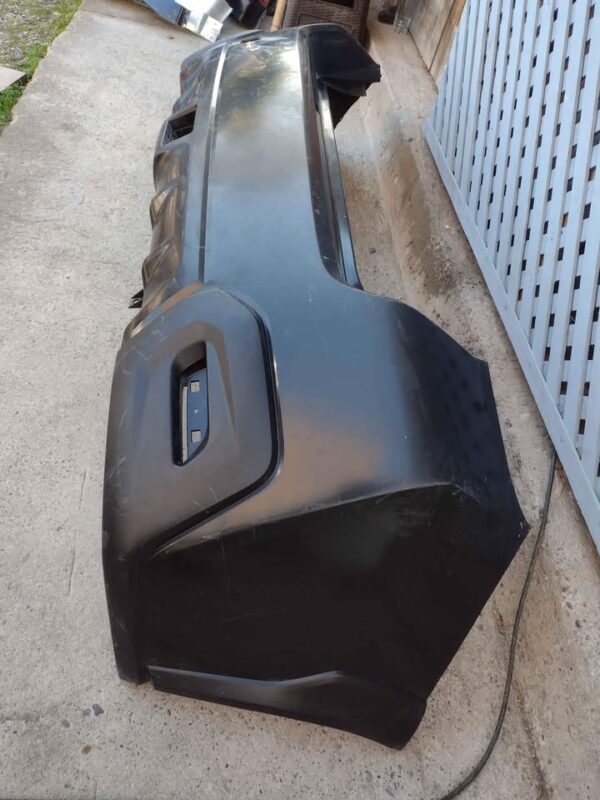 Parachoque trasero Subaru Impreza XV 2012 - 2017 - Imagen 4