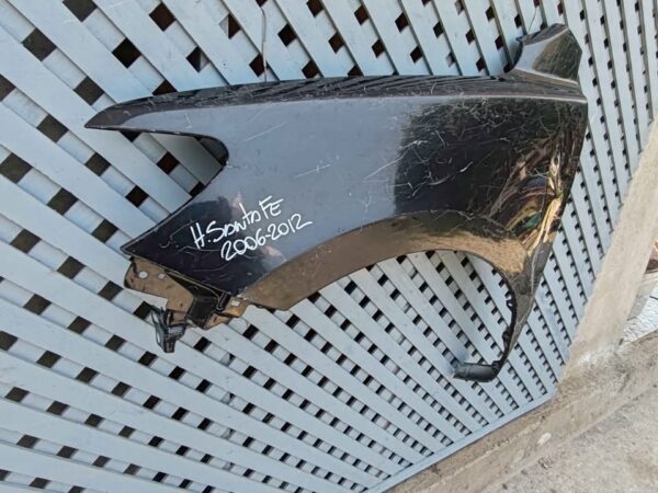 Tapabarro izquierdo Hyundai Santa Fe 2006 - 2012 - Imagen 4