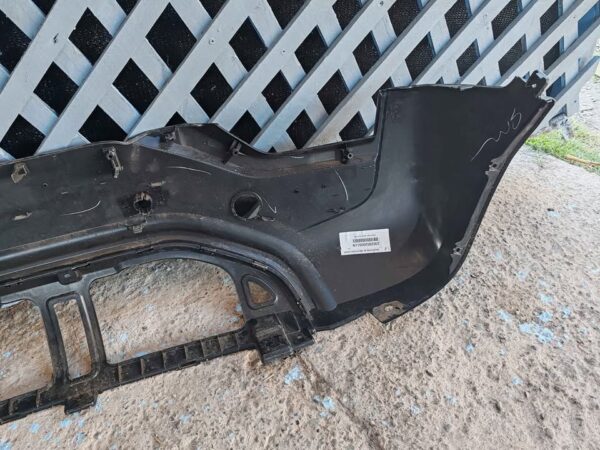 Parachoque trasero Mahindra XUV 300 2024 - 2025 - Imagen 6