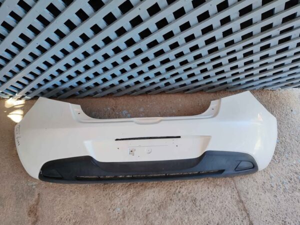 Parachoque trasero Mazda 2 2007 - 2014