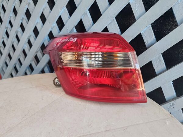 Foco trasero izquierdo Hyundai Creta 2016 - 2020 - Imagen 3