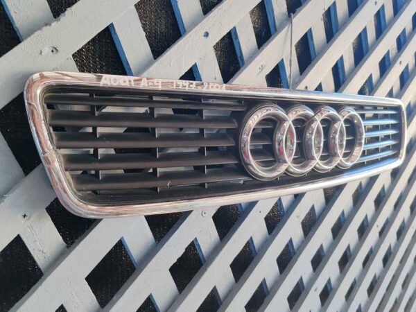 Máscara Audi A4 1997 - 2001 - Imagen 3