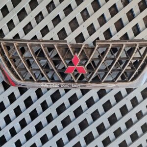 Máscara Mitsubishi L200 2001 - 2003