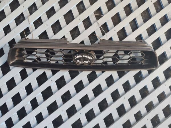 Máscara Subaru Impreza 2002 - 2003