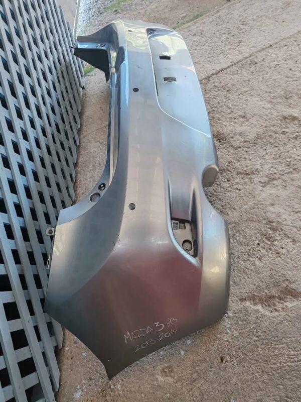 Parachoque trasero Mazda 3 HB 2013 - 2014 - Imagen 3