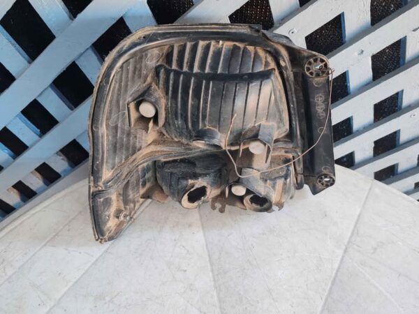 Foco trasero derecho Toyota Tercel 1998 - 2000 - Imagen 5