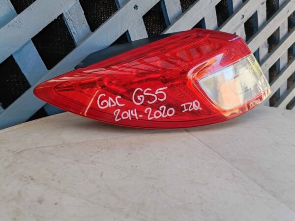 Foco trasero izquierdo Gac GS5 2014 - 2020 - Imagen 4