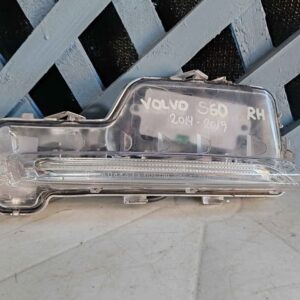 Neblinero derecho Volvo S60 2014 - 2019