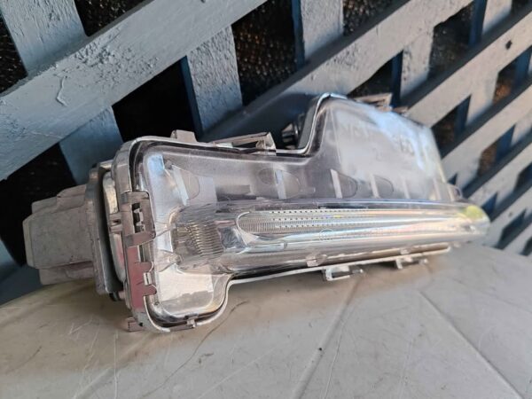 Neblinero derecho Volvo S60 2014 - 2019 - Imagen 2