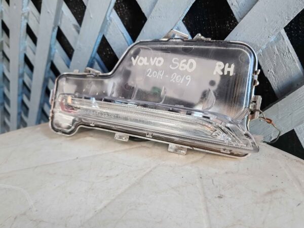 Neblinero derecho Volvo S60 2014 - 2019 - Imagen 3