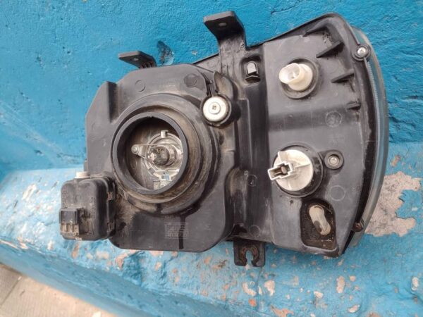 Optico derecho Mahindra Pickup 2011 - 2017 - Imagen 7