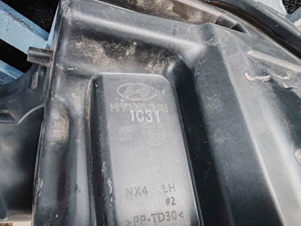 Óptico superior izquierdo Hyundai Tucson 2022 - 2025 - Imagen 7