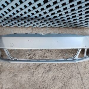 Parachoque delantero Volkswagen Vento 2012 - 2015