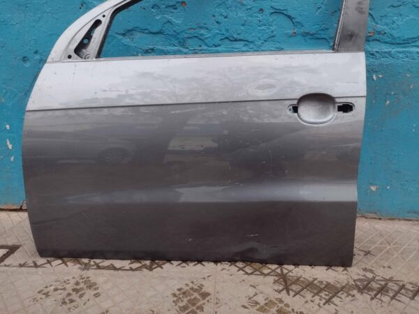 Puerta delantera izquierda Volkswagen Gol 2017 - 2023 - Imagen 3