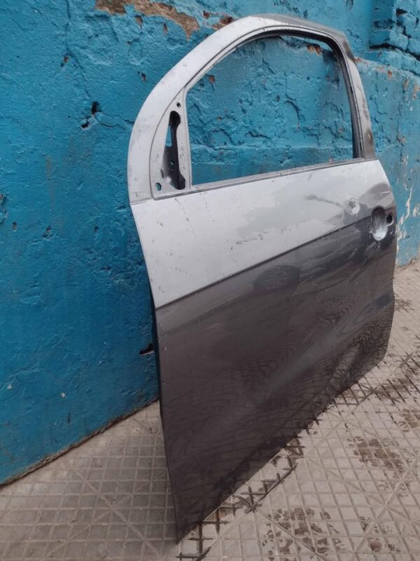 Puerta delantera izquierda Volkswagen Gol 2017 - 2023 - Imagen 4