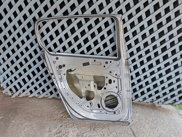 Puerta trasera Peugeot 308 2014 - 2020 - Imagen 9