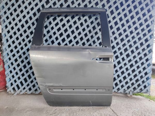 Puerta trasera derecha Kia Carnival 2006 - 2014