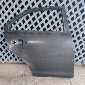 Puerta trasera derecha Suzuki Kizashi 2010 - 2017