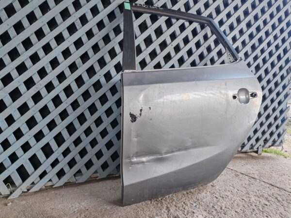 Puerta trasera izquierda Hyundai i30 2009 - 2011 - Imagen 4