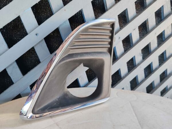 Tapa de neblinero izquierdo Chevrolet Cruze 2013 - 2015 - Imagen 4
