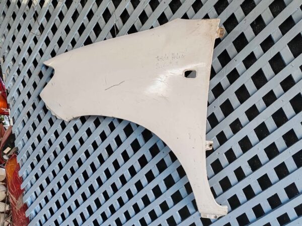 Tapabarro izquierdo Toyota Hilux 2006 - 2011 - Imagen 3