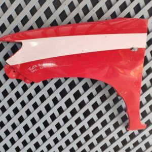 Tapabarro izquierdo Toyota Hilux 2012 - 2015