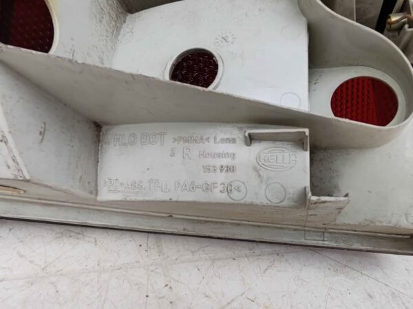 Foco trasero derecho Audi A4 2001 - 2005 - Imagen 7