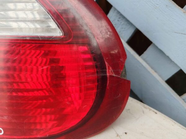 Foco trasero derecho Daewoo Lanos 1997 - 2000 - Imagen 4