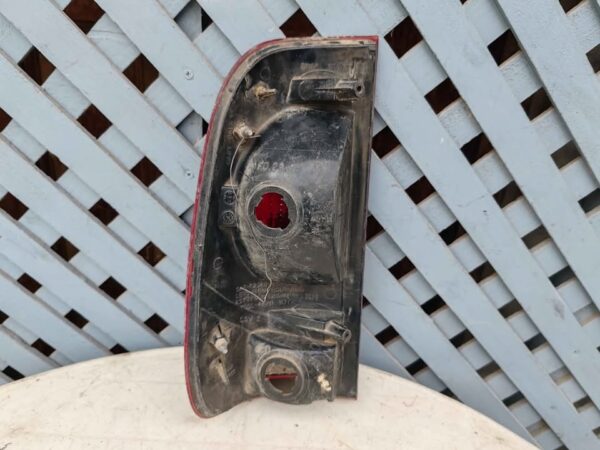 Foco trasero derecho Ford F150 1997 - 2000 - Imagen 5