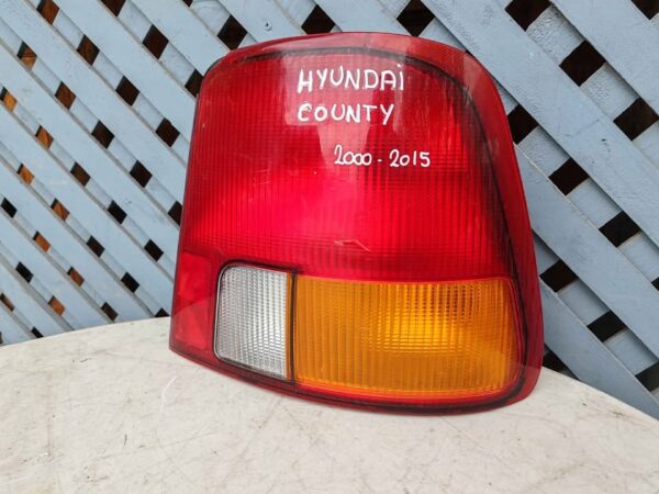 Foco trasero derecho Hyundai Country 2000 - 2015 - Imagen 3