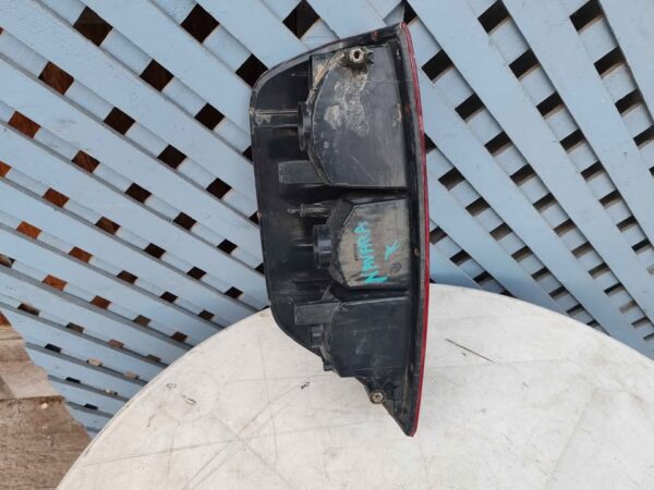 Foco trasero derecho Nissan Navara 2008 - 2016 - Imagen 6