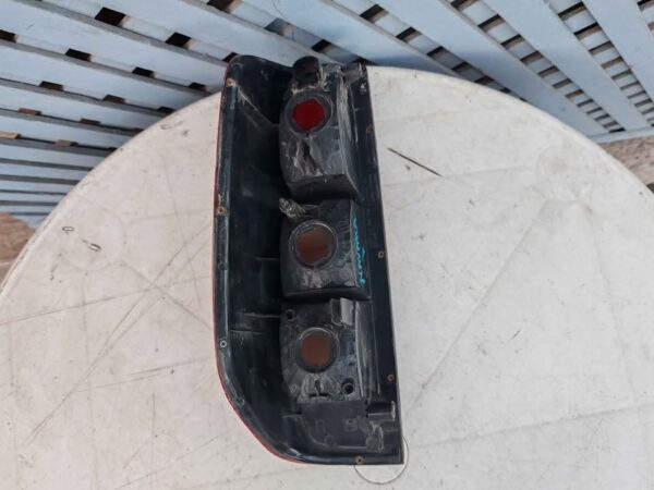 Foco trasero derecho Nissan Navara 2008 - 2016 - Imagen 7