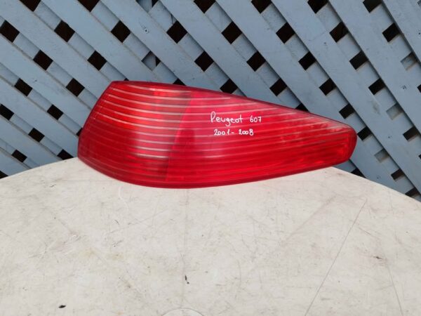 Foco trasero derecho Peugeot 607 2001 - 2008