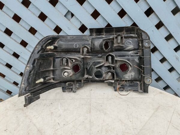 Foco trasero derecho Toyota Corolla 1993 - 1997 - Imagen 5
