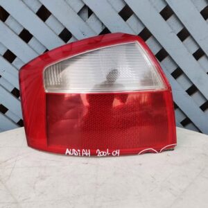 Foco trasero izquierdo Audi A4 2001 - 2004