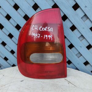 Foco trasero izquierdo Chevrolet Corsa sedan 1997 - 1999