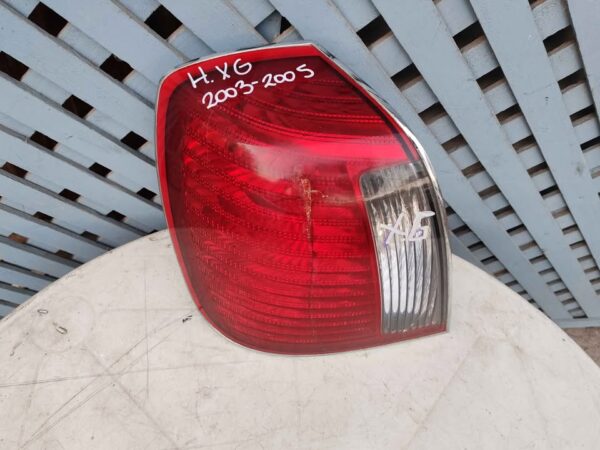 Foco trasero izquierdo Hyundai XG 2003 - 2005 - Imagen 2