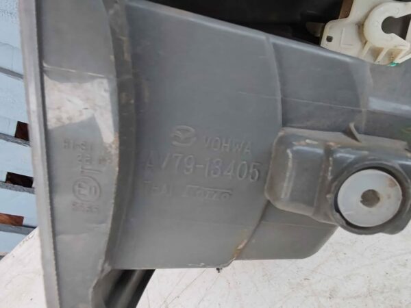 Foco trasero izquierdo Mazda BT50 2013 - 2016 - Imagen 7