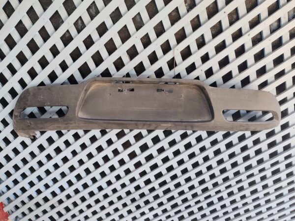 Moldura de parachoque trasero Kia Rio 3 y 5 2012 - 2014