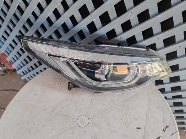 Óptico derecho MG3 Led malo 2020 - 2023 - Imagen 4
