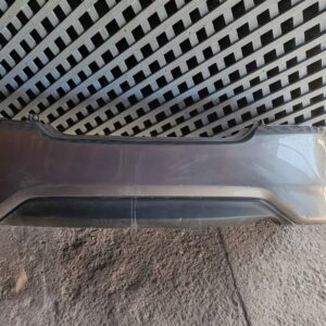 Parachoque trasero Nissan Versa 2016 - 2019