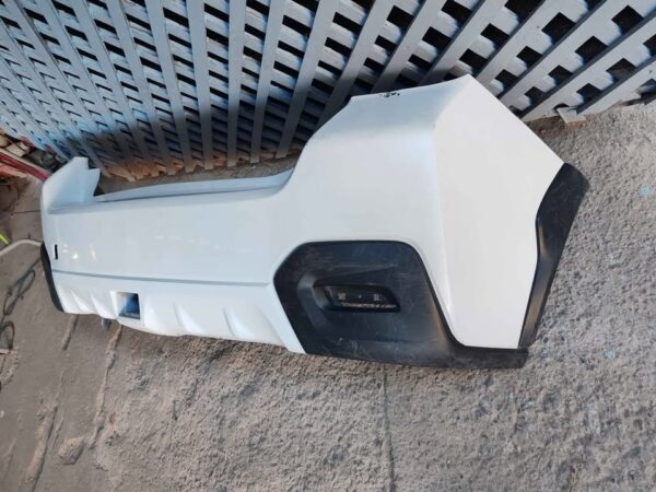 Parachoque trasero Subaru Impreza XV HB 2012 - 2016 - Imagen 3