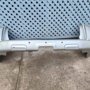 Parachoque trasero Toyota 4runner SR5 2010 - 2011