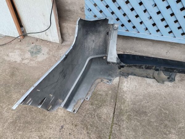 Parachoque trasero Toyota 4runner SR5 2010 - 2011 - Imagen 8